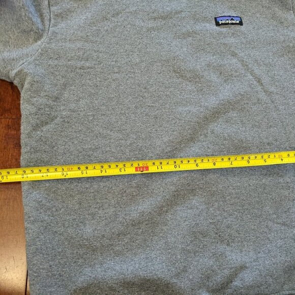 Patagonia men's gray sweatshirt in size small - Picture 8 of 8